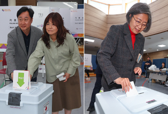 제22대 국회의원선거 수원정에 출마한 김준혁 더불어민주당 후보(왼쪽)와 이수정 국민의힘 후보가 5일 오전 경기도 수원시 광교1동행정복지센터에 마련된 사전투표소에서 각각 투표를 하고 있다. 연합뉴스